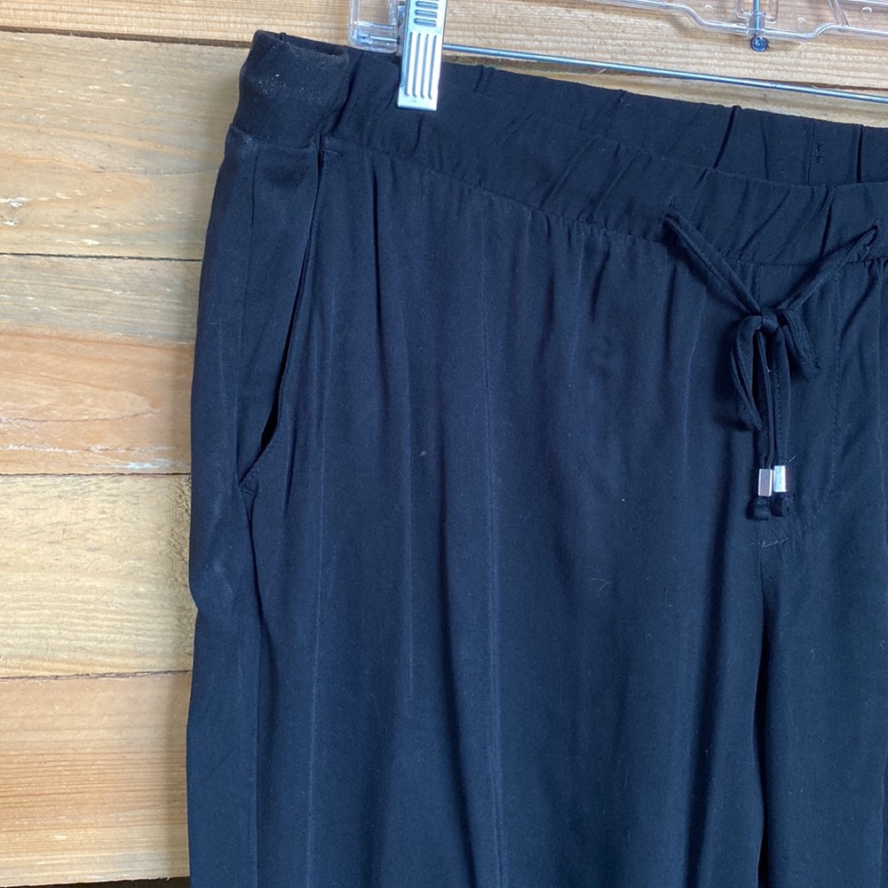 Black wide leg pants